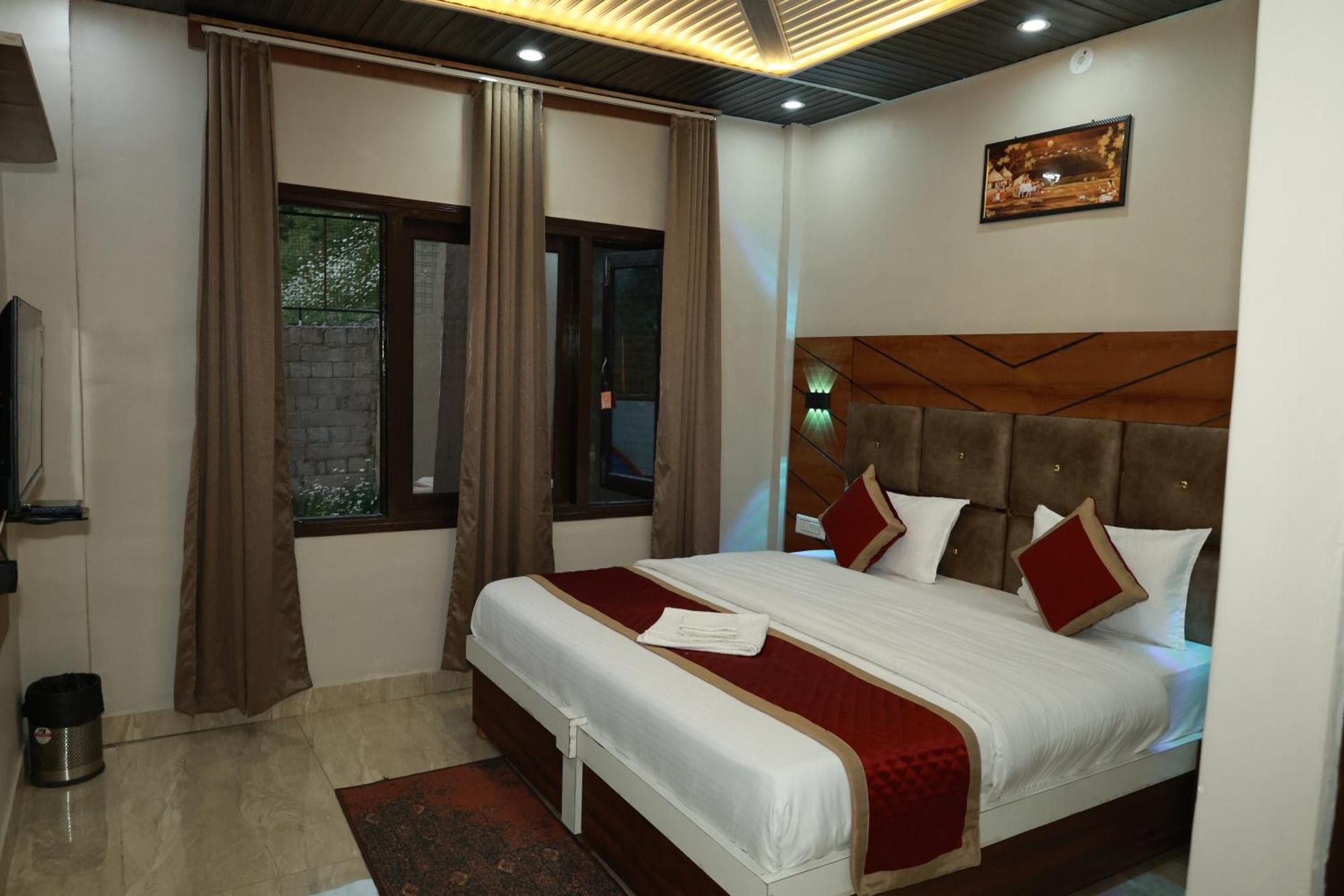 Mud House , Homestay Heritage Dalhousie Ngoại thất bức ảnh